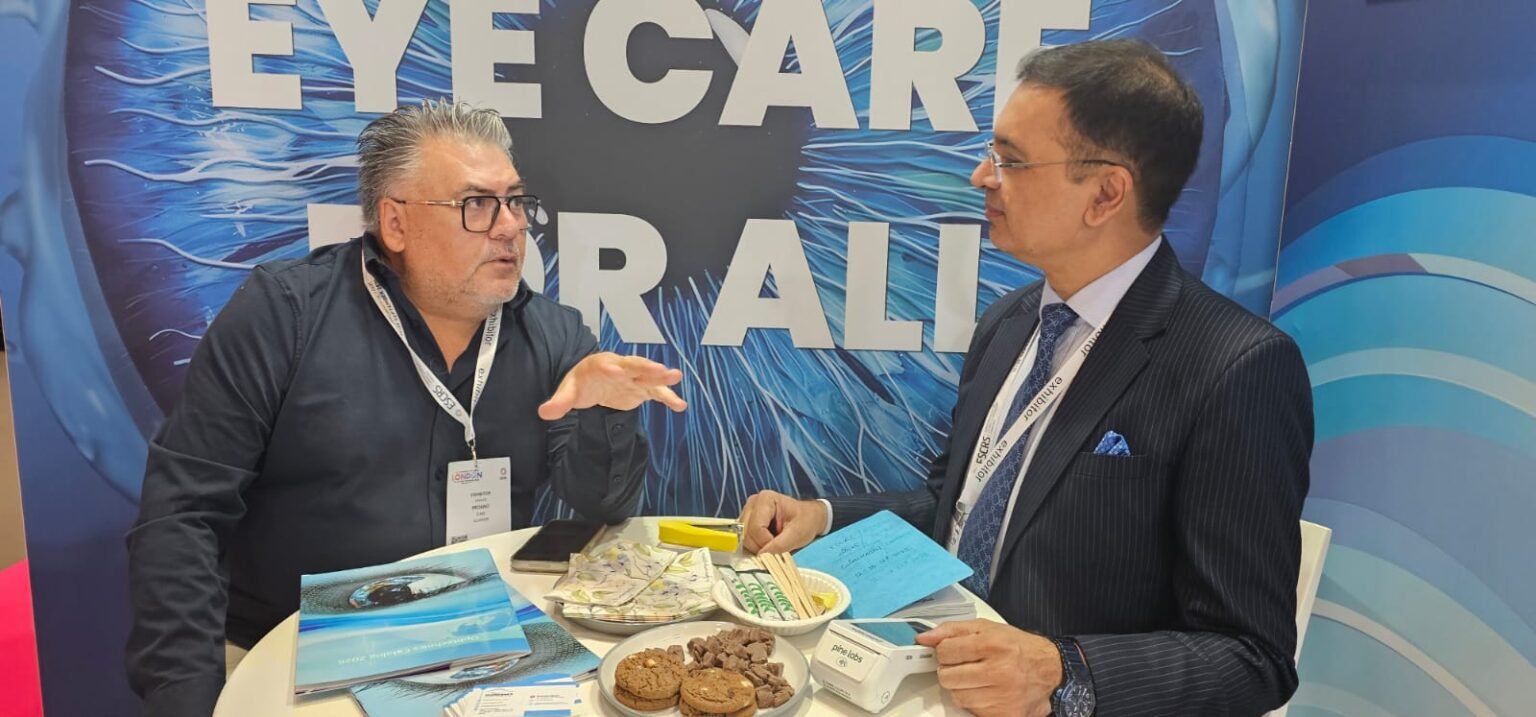 ESCRS 2026 Ophtechnics Booth Visitors